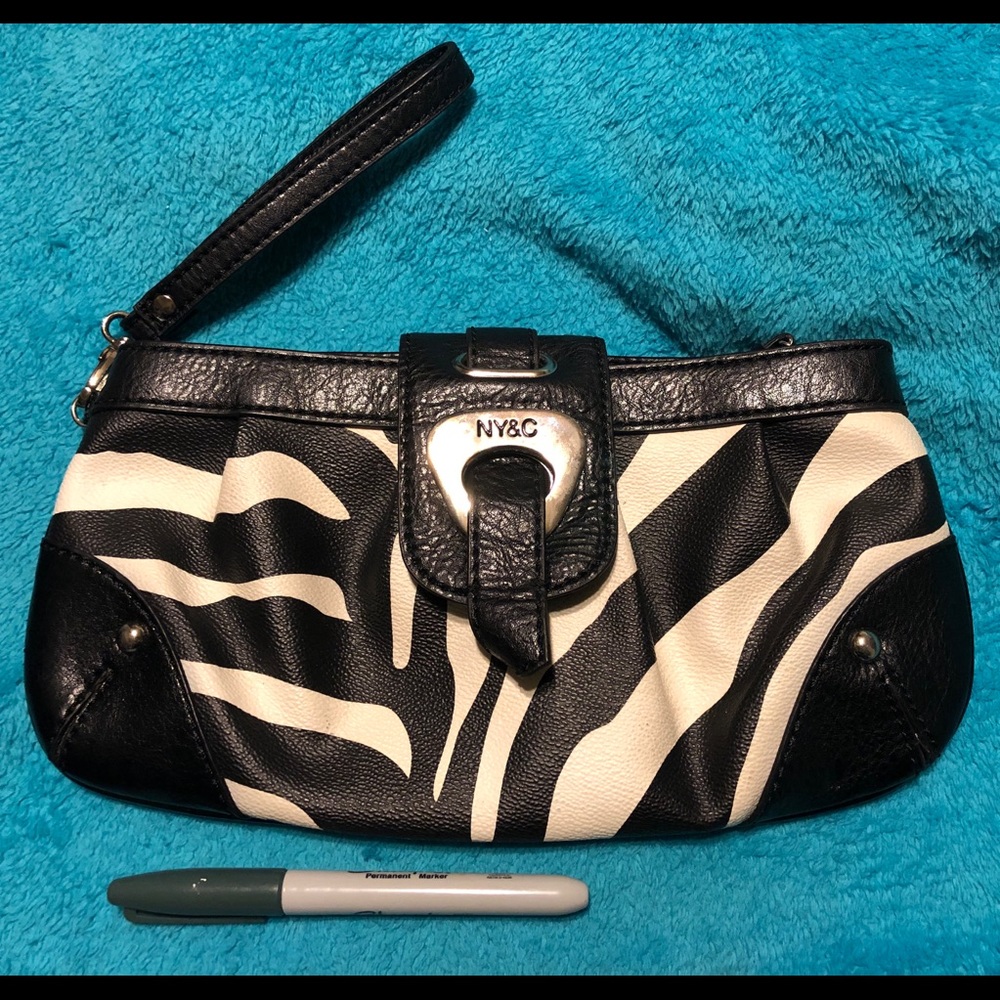 NY&Co wristlet used